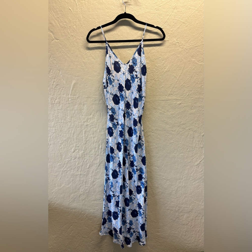 NWT Rolla blue and white floral dress